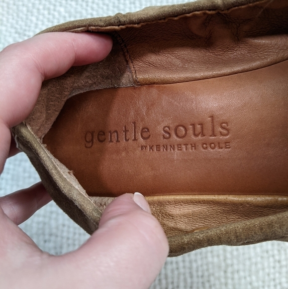 Gentle Souls Portia Pompom Genuine Leather Ballet Flats in Camel Size 7.5 - Picture 5 of 6